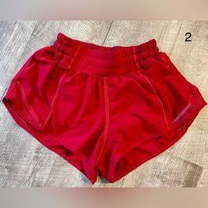 Lululemon 2.5” Hotty Hot Size 2 in Red